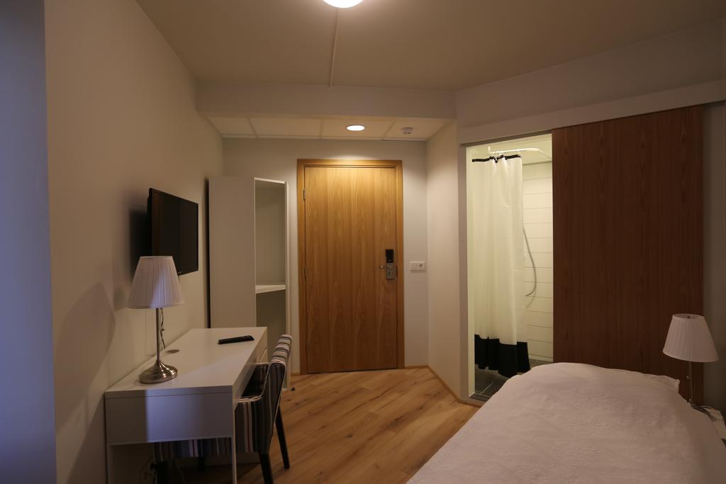 100 Iceland Hotel Рейк'явік Номер фото